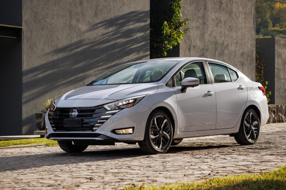 Nissan Versa 2026 - LNZ